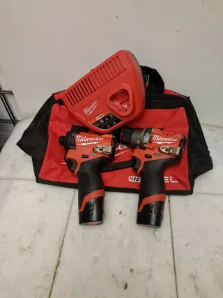 Milwaukee M12 FUEL Taladro y Atornillador