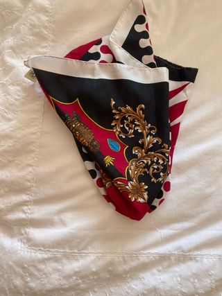 Bufanda Siena Cuidad Italia insignia Negra y Roja