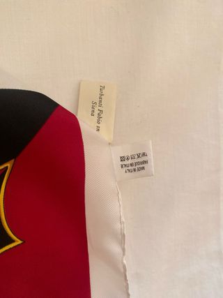 Bufanda Siena Cuidad Italia insignia Negra y Roja