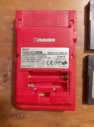 Lote Nintendo Game Boy Color + 2 juegos