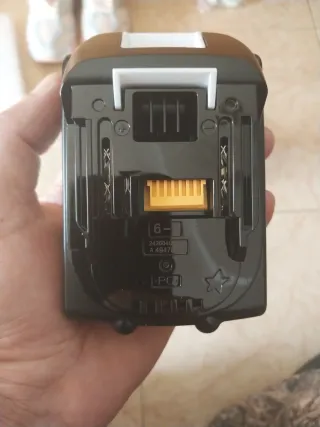 Batería Makita 18V 6.0Ah BL1860B