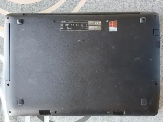 Portátil Asus Negro (No Funciona)