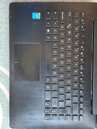 Portátil Asus Negro (No Funciona)