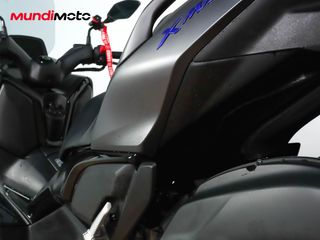 YAMAHA X-MAX 125