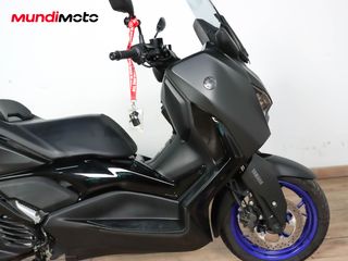 YAMAHA X-MAX 125