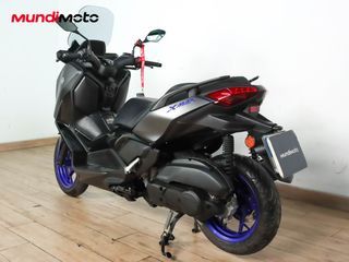 YAMAHA X-MAX 125