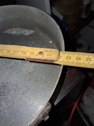 3 Pentola in alluminio 5 euro cad