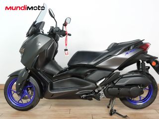 YAMAHA X-MAX 125
