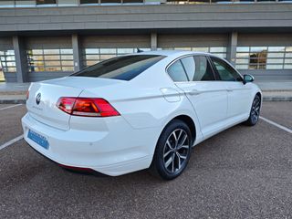 Volkswagen Passat Executive 2.0 TDI 110kW (150CV) DSG