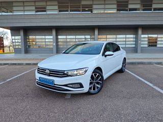 Volkswagen Passat Executive 2.0 TDI 110kW (150CV) DSG