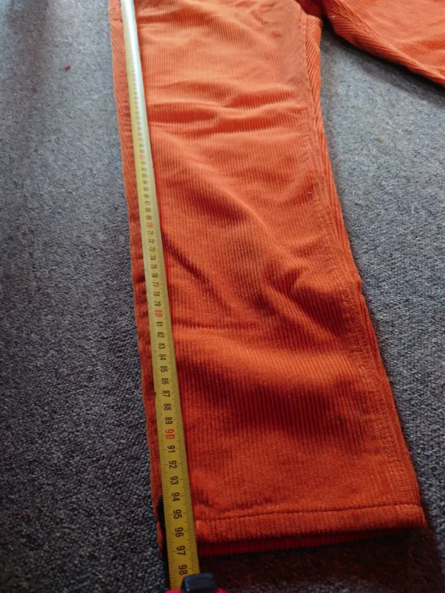 Pantalón pana ASOS naranja