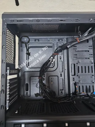 Torre Nox Hammer MC Pro RGB