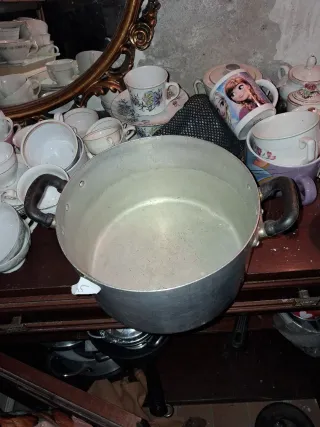 3 Pentole in alluminio 5 euro cad