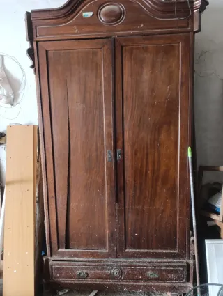 Armario antiguo caoba para reparar
