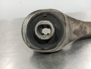 BRAZO SUSPENSION INFERIOR DELANTERO DERECHO MERCE