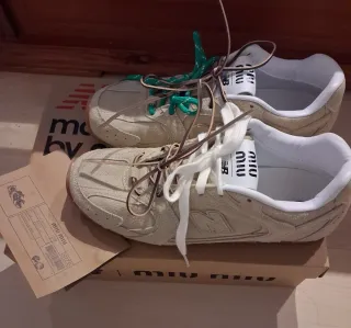New Balance x Miu Miu Beige/Verde