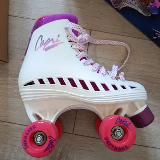 Patines niña cuatro ruedas Capri Blancos y Morados