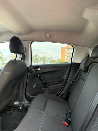 Peugeot 208 2015 – 1.2