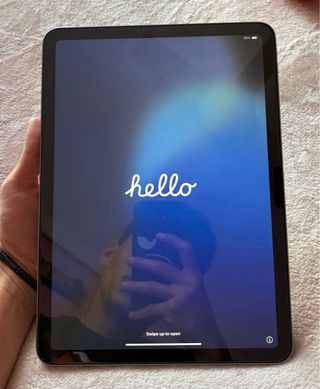 iPad Air Wi-Fi personalizado de 11” y 128 GB