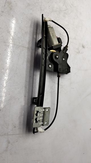 ELEVALUNAS TRASERO DERECHO LAND ROVER FREELANDER (LN) (2)