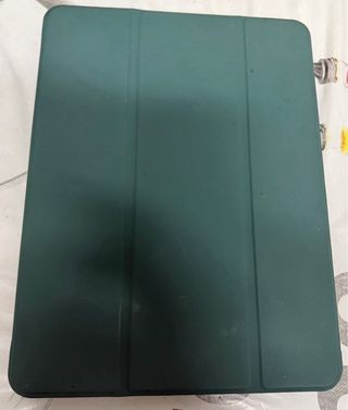 iPad 6ª Gen 32GB con Teclado magnetico