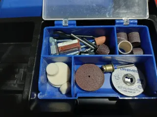 Dremel 4300 con maletín y accesorios