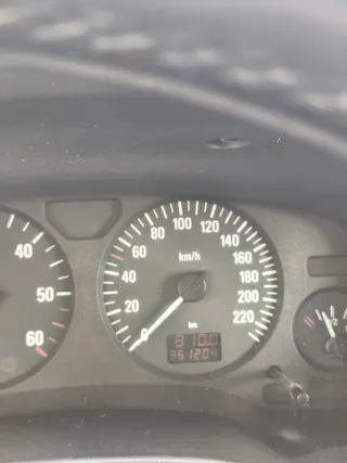 Opel Zafira 2.2 al día y en buen estado