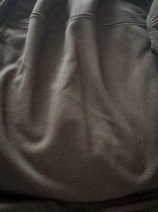 Chaleco Millet Rojo y Gris. Polar