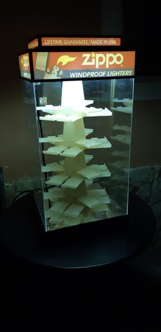 Espositore Zippo Vintage Rotante Luminoso