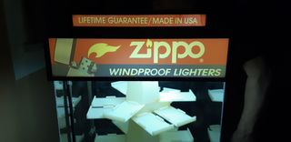 Espositore Zippo Vintage Rotante Luminoso