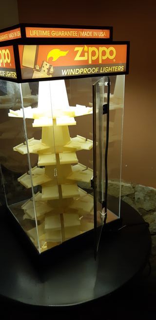 Espositore Zippo Vintage Rotante Luminoso