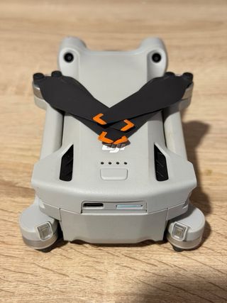 DJI Mini 3 Pro + DJI RC + 3 baterías + Accesorios