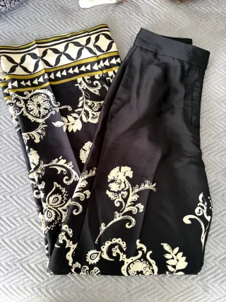 Pantalón Zara Estampado
