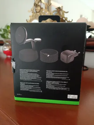 Belkin UltraCharge Pro 3-en-1 Cargador Magnético