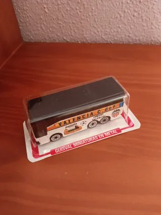 Miniatura metálica Valencia CF Guisval