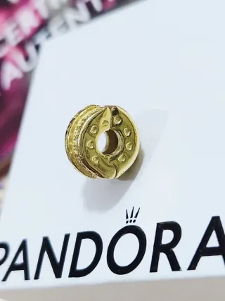 Clip Pandora Shine Corazón Oro Dorado Brillante