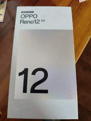 OPPO Reno12 5G Argento