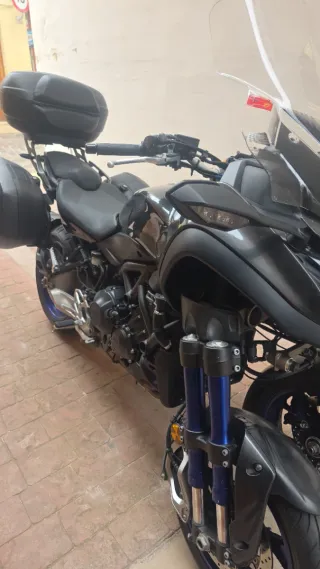 Yamaha Niken Negra/Gris Manual