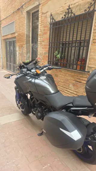 Yamaha Niken Negra/Gris Manual