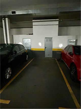 Se alquila plaza de garaje doble