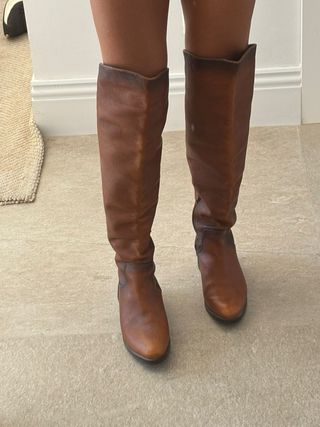 Botas altas piel Uterqüe talla 36