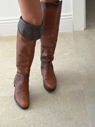 Botas altas piel Uterqüe talla 36