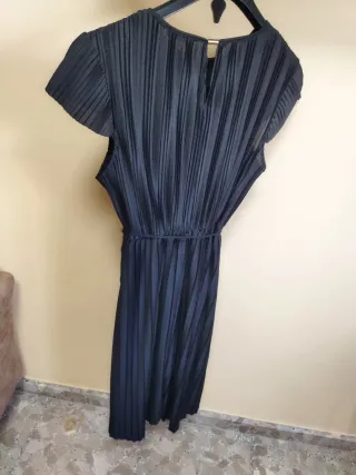 Vestido negro plisado TEX Talla M
