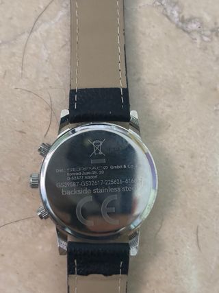 Reloj Azoza Negro y Plateado