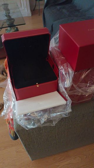 Estuche de reloj de lujo rojo y negro