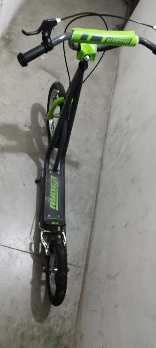 Patinete Rider Negro y Verde