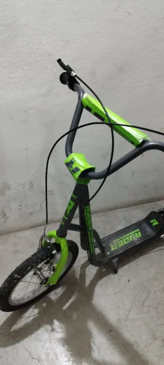 Patinete Rider Negro y Verde