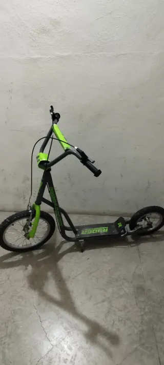 Patinete Rider Negro y Verde