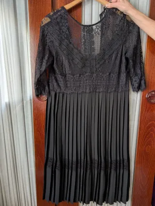 Vestido Zara Negro Encaje Plisado