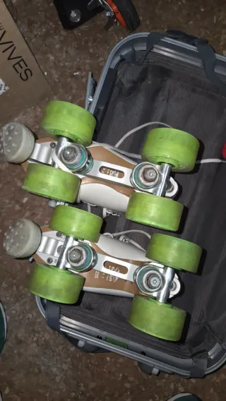 Juego 8 Ruedas para Patines Helium